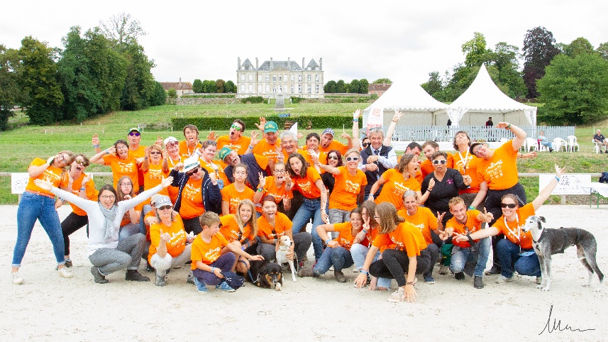 Les bénévoles, auteurs-compositeurs-interprètes du Grand Complet (photo: Mélanie Guillamot)